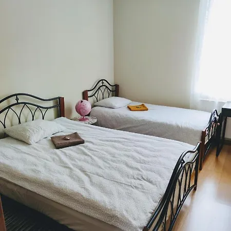 Apartment 3 Bedroom In