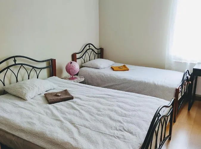 Apartment 3 Bedroom In