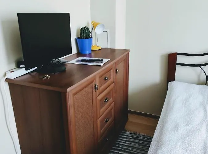 Apartment 3 Bedroom In